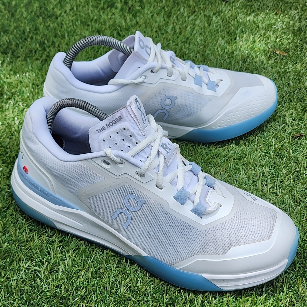 On Running Cloud White and Sky Blue Athletic Shoes - The Roger Advantage Pro - Picture 3 of 9